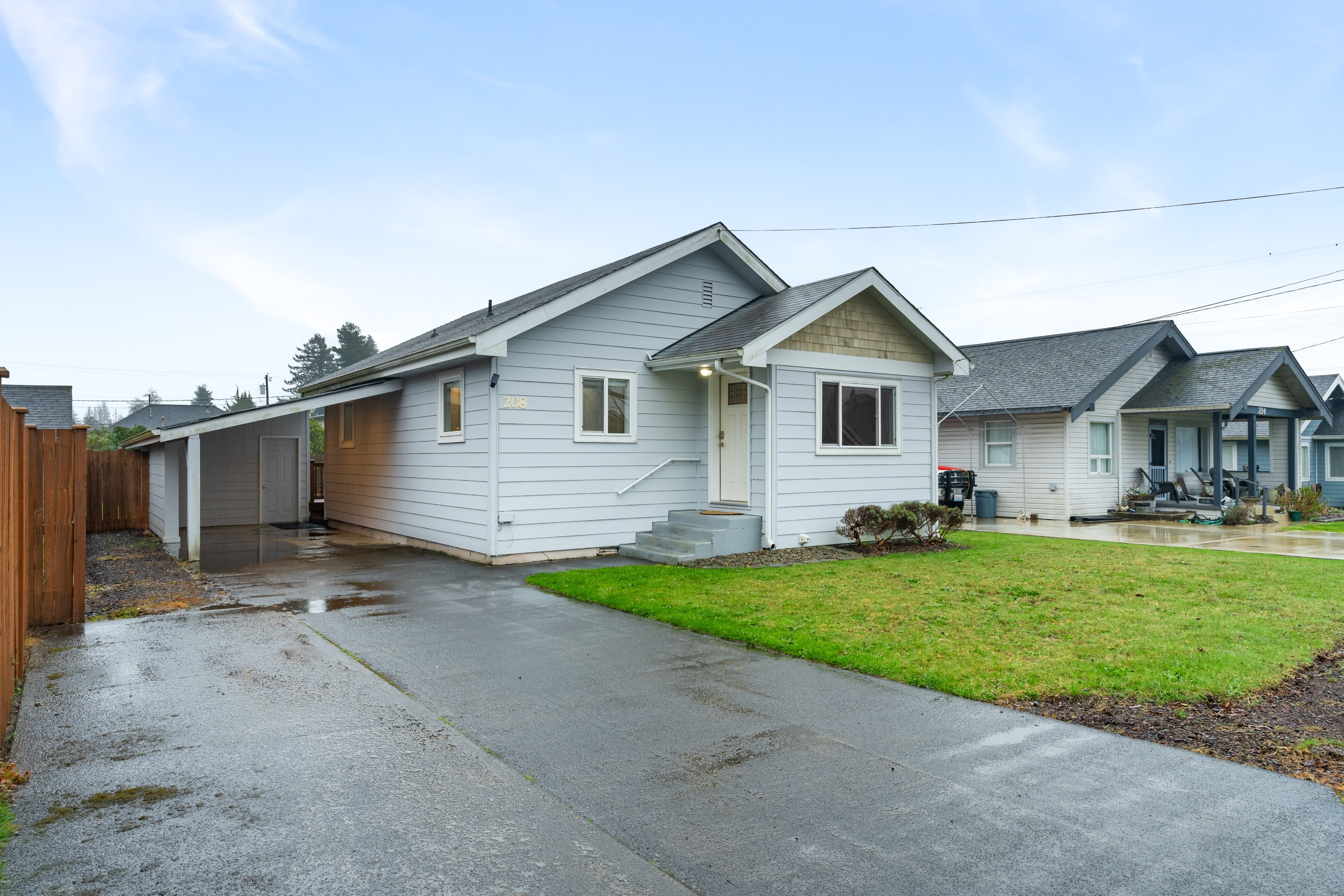 208 South Chehalis Street